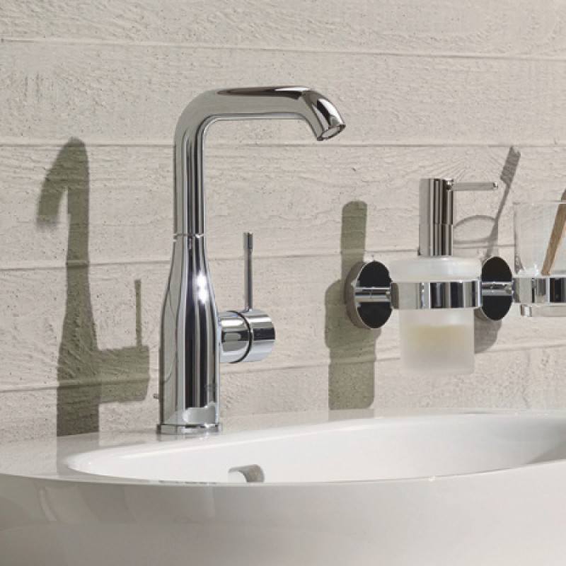 Смеситель для раковины Grohe Essence New 32628001