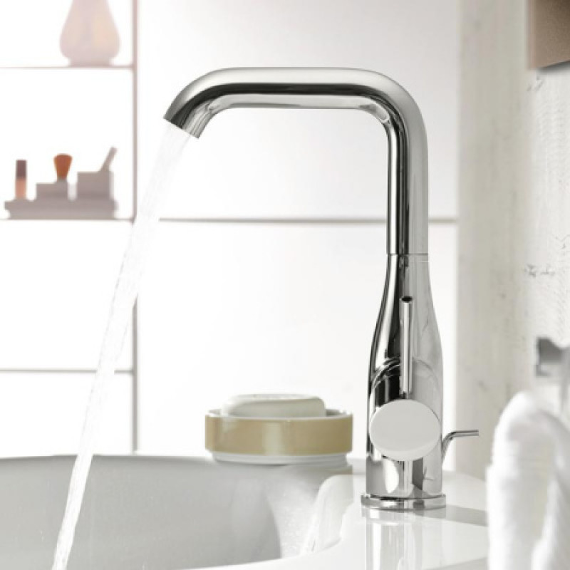 Смеситель для раковины Grohe Essence New 32628001