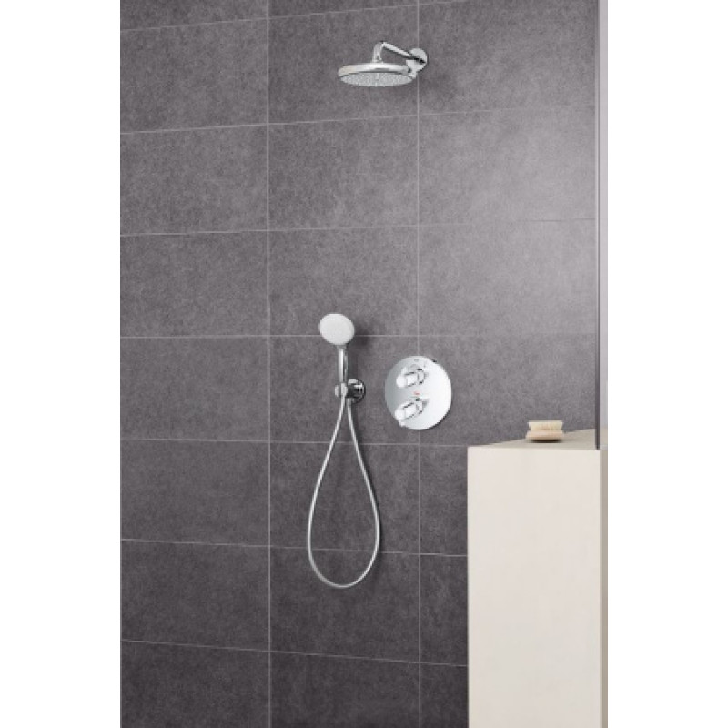 Верхний душ Grohe Tempesta 250 26668000