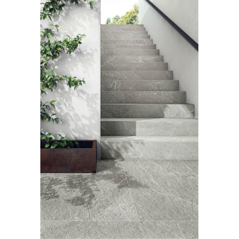 Плитка керамогранитная, ступень Blustyle Advantage Silver 300x600х9мм шероховатая/матовая BGDAD35