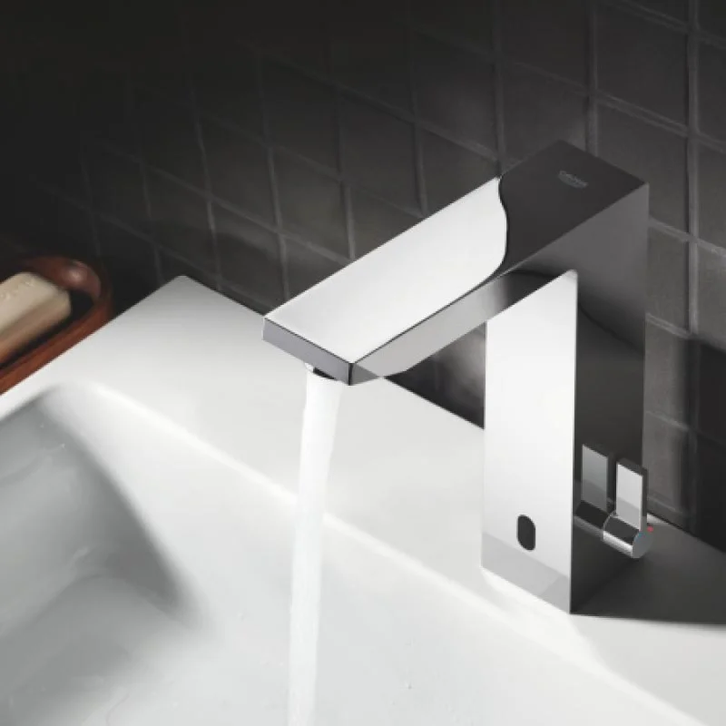 Безконтактний змішувач для раковини Grohe Eurocube E 36440000