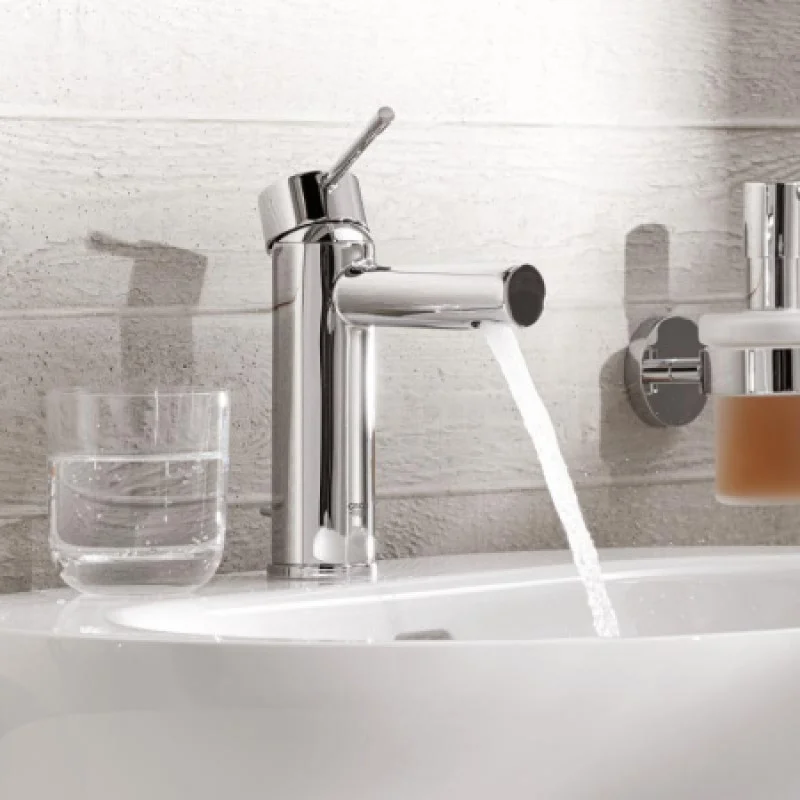 Смеситель для раковины Grohe Essence New S 32898001